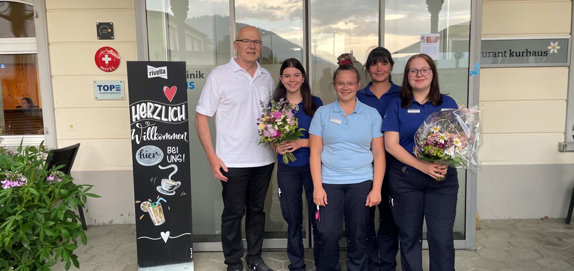 2506 Erfolgreiche LAP Absolventinnen